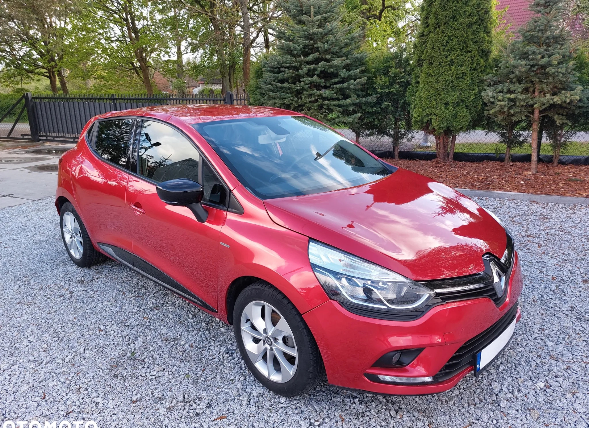 Renault Clio cena 20900 przebieg: 67738, rok produkcji 2017 z Mikstat małe 407